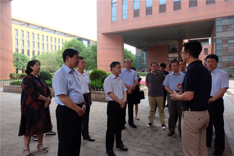 IMG_2696.jpg IMG_2696.jpg